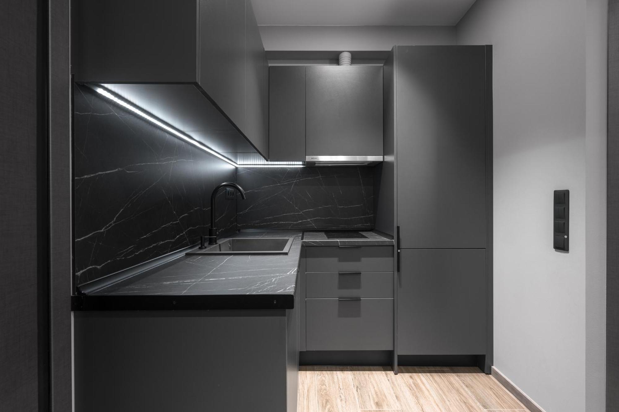 No9, Chic & Modern 2Bdr Apartment In The Centre Of เทสซาโลนิกิ ภายนอก รูปภาพ