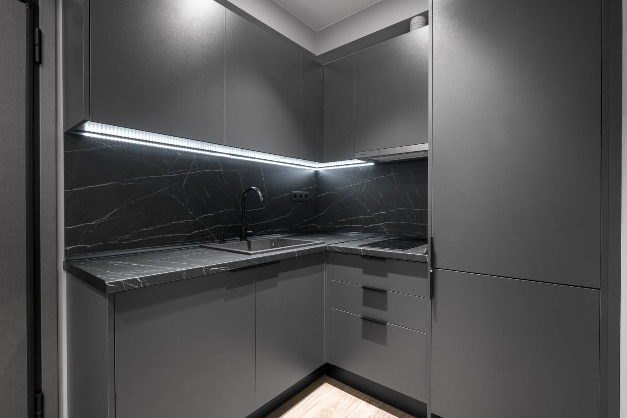 No9, Chic & Modern 2Bdr Apartment In The Centre Of เทสซาโลนิกิ ภายนอก รูปภาพ